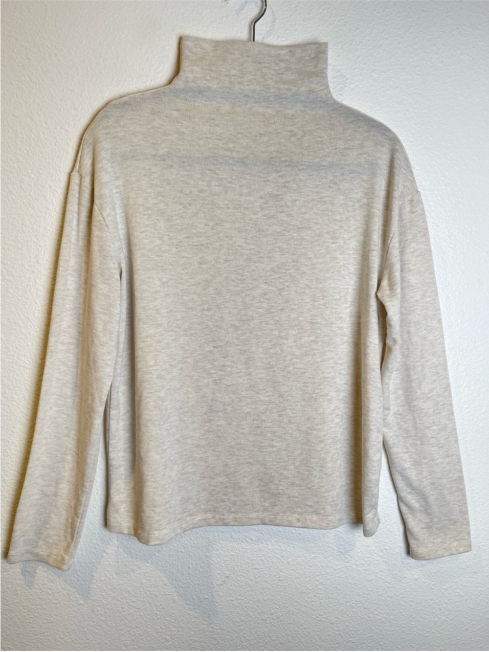 Aritzia Wilfred Free Mock Neck Long Sleeve Sweater Top Small Heathered Oatmeal